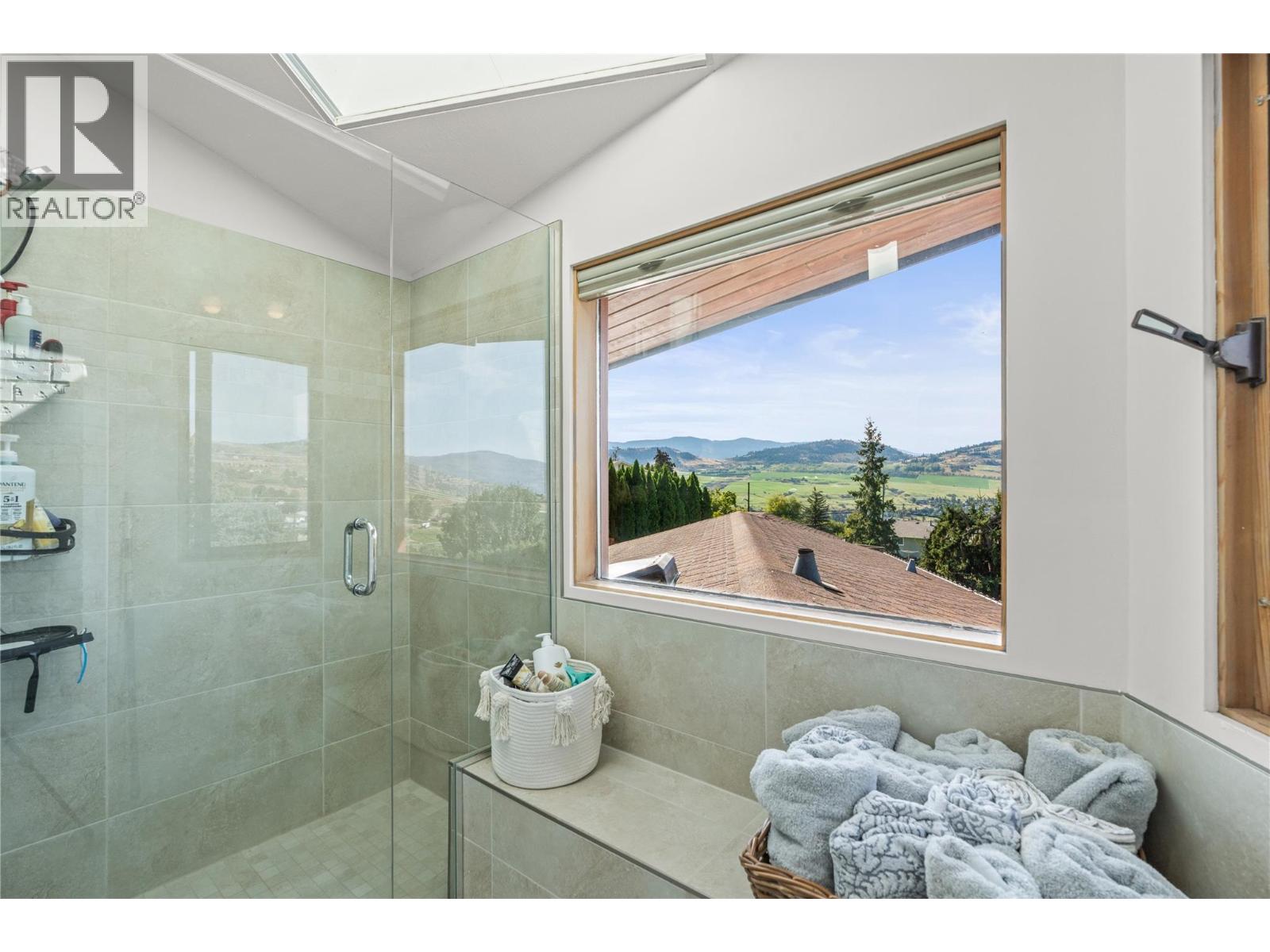3047 Sunnyview Road, Vernon, British Columbia  V1H 1B5 - Photo 32 - 10400889