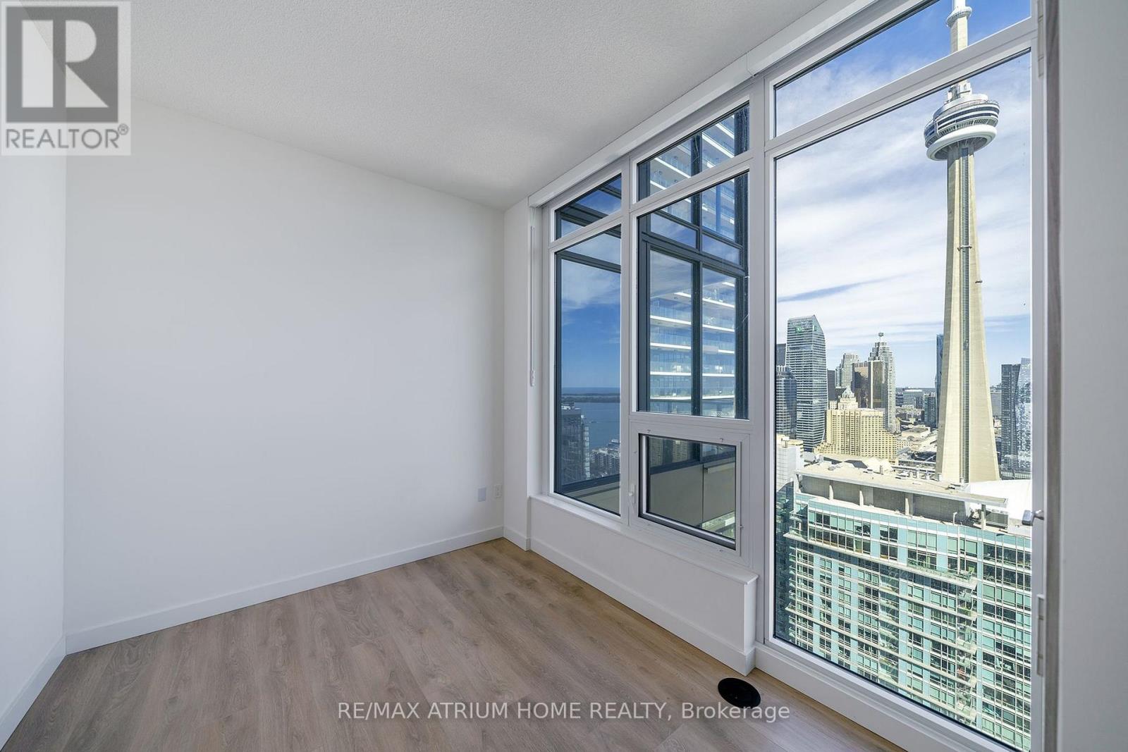 4510 - 3 Concord Cityplace Way, Toronto, Ontario  M5V 0X4 - Photo 22 - C13832498