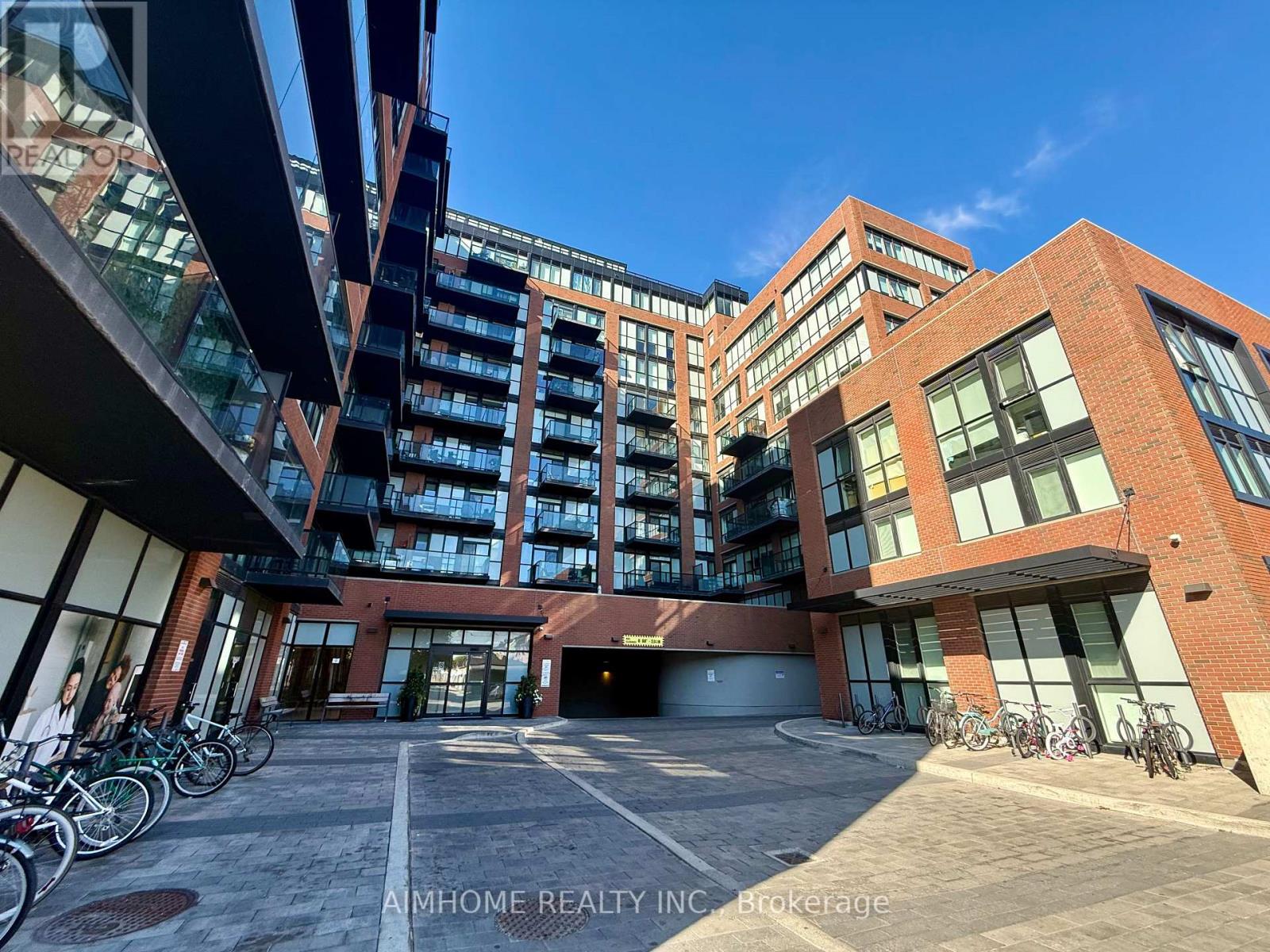 110 - 2300 St. Clair Avenue W, Toronto, Ontario  M6N 0B3 - Photo 3 - W13832494