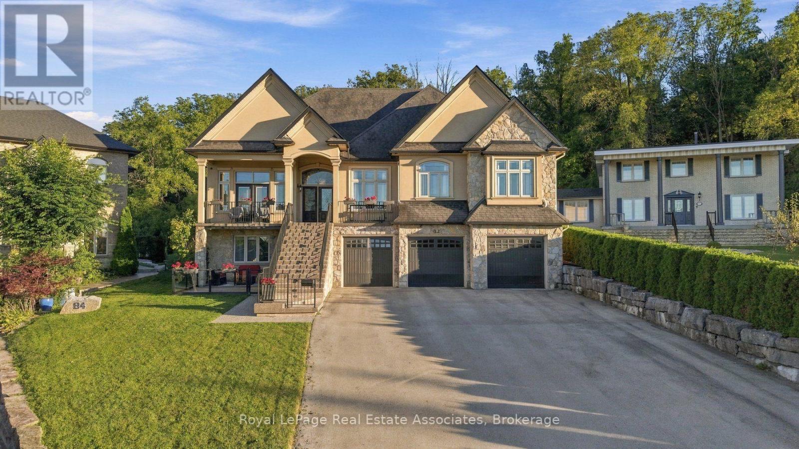 82 Margaret Avenue, Hamilton, Ontario  L8G 3G5 - Photo 2 - X13832484