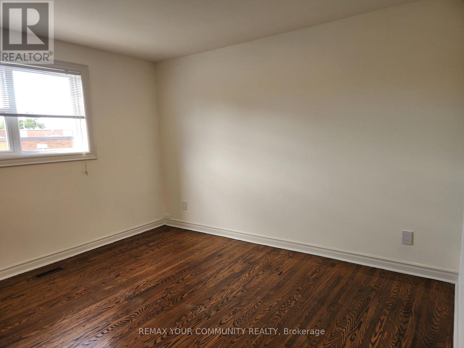 2nd Floor - 214 Pellatt Avenue, Toronto, Ontario  M9N 2P6 - Photo 16 - W13813292