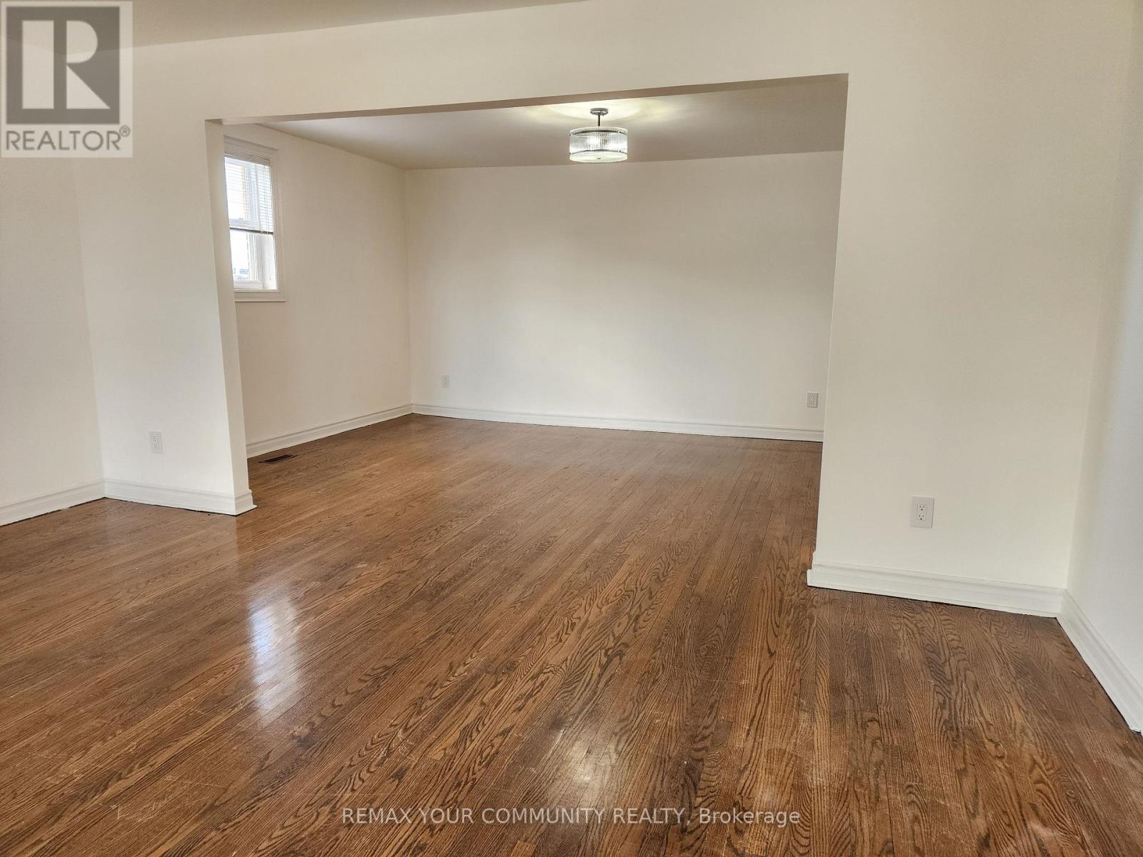 2nd Floor - 214 Pellatt Avenue, Toronto, Ontario  M9N 2P6 - Photo 4 - W13813292