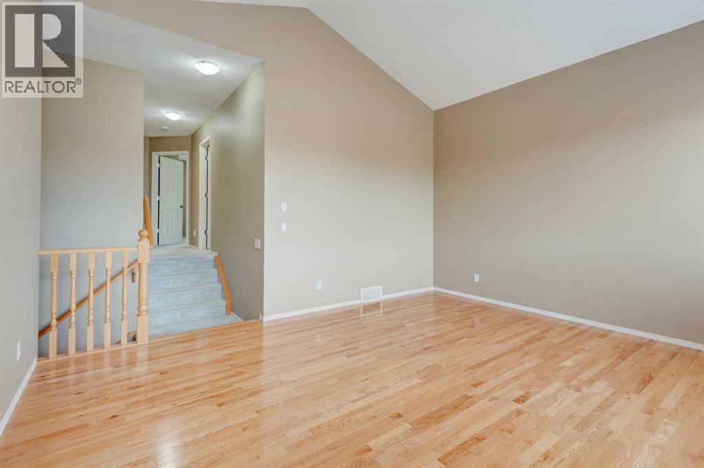 10 Cranfield Park Se, Calgary, Alberta  T3M 1B2 - Photo 17 - A2348033