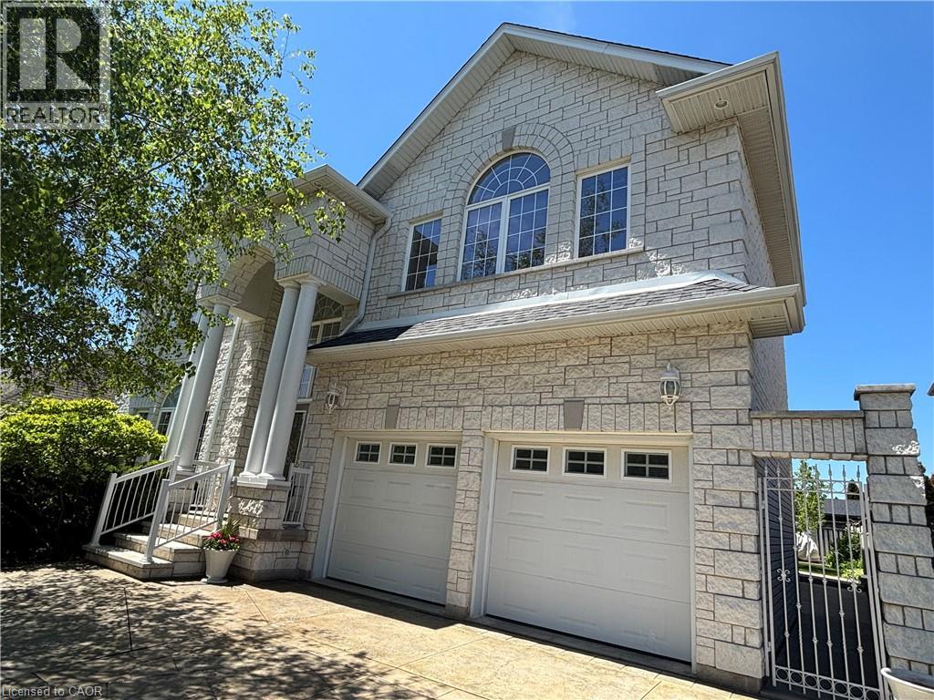6 Fourseasons Drive, Hamilton, Ontario  L8E 5Y5 - Photo 2 - 40865671