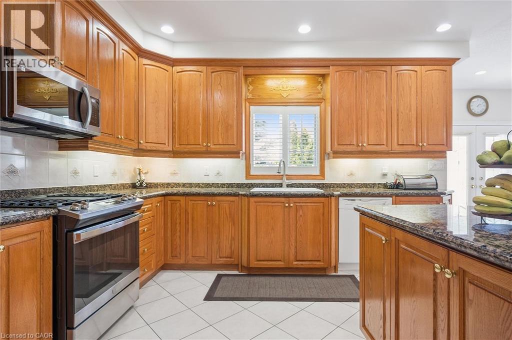 6 Fourseasons Drive, Hamilton, Ontario  L8E 5Y5 - Photo 15 - 40865671