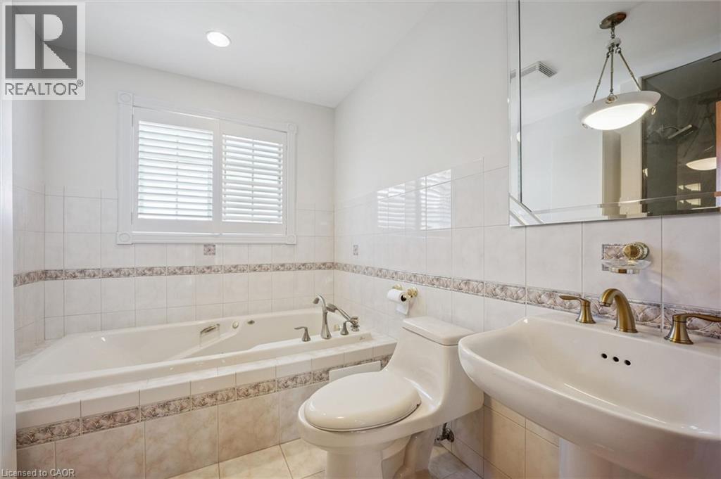 6 Fourseasons Drive, Hamilton, Ontario  L8E 5Y5 - Photo 30 - 40865671