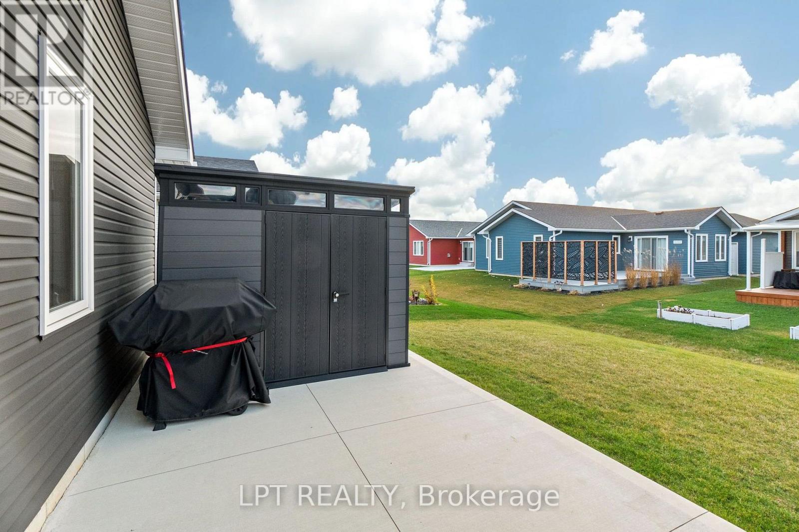 102 Huron Heights Drive, Ashfield-Colborne-Wawanosh, Ontario  N7A 0C6 - Photo 8 - X13775666