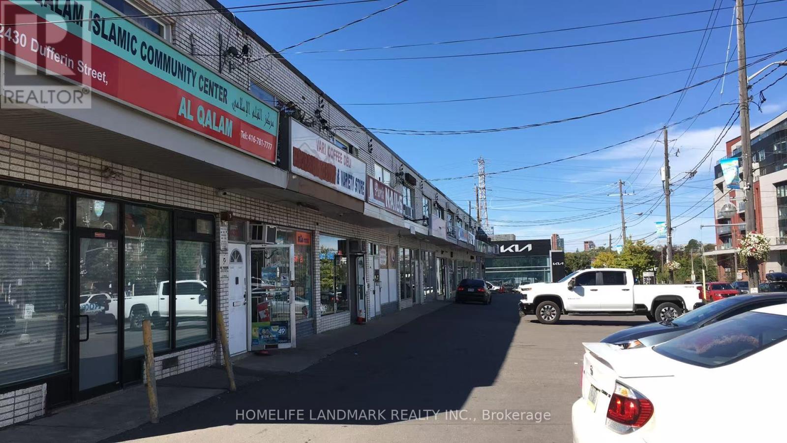 2432 Dufferin Street, Toronto, Ontario  M6E 3T1 - Photo 2 - W13832508