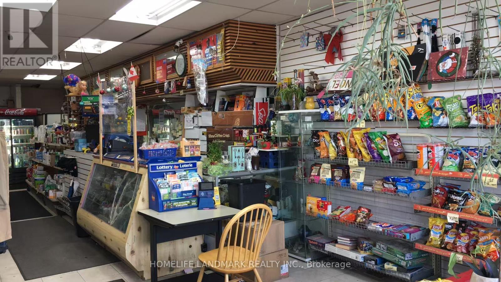 2432 Dufferin Street, Toronto, Ontario  M6E 3T1 - Photo 3 - W13832508