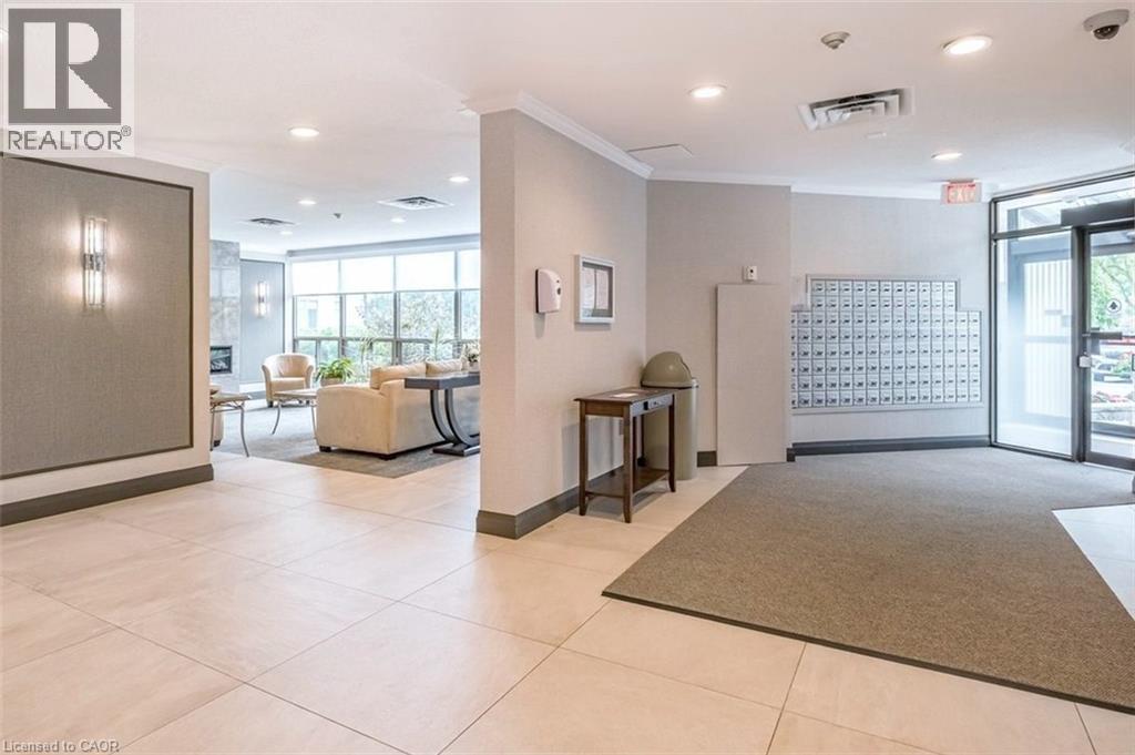 5080 Pinedale Avenue Unit# 1002, Burlington, Ontario  L7L 5V7 - Photo 2 - 40861125