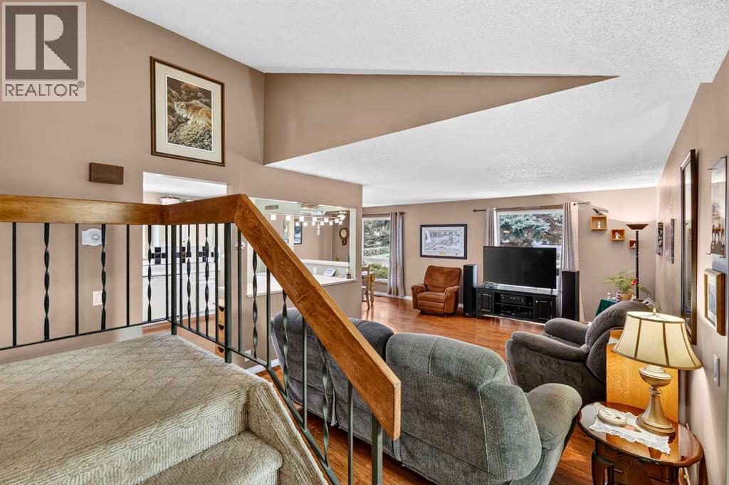 12 Brentwood Drive E, Strathmore, Alberta  T1P 1G1 - Photo 6 - A2343658