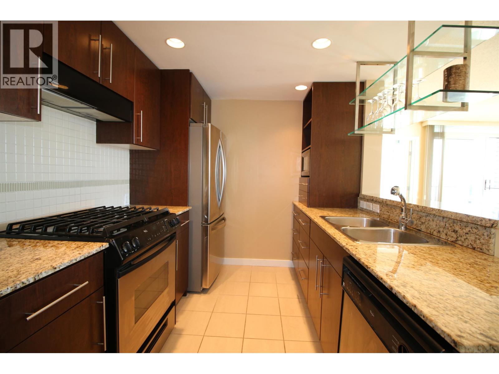 1606 583 Beach Crescent, Vancouver, British Columbia  V6Z 3E6 - Photo 10 - R3169382