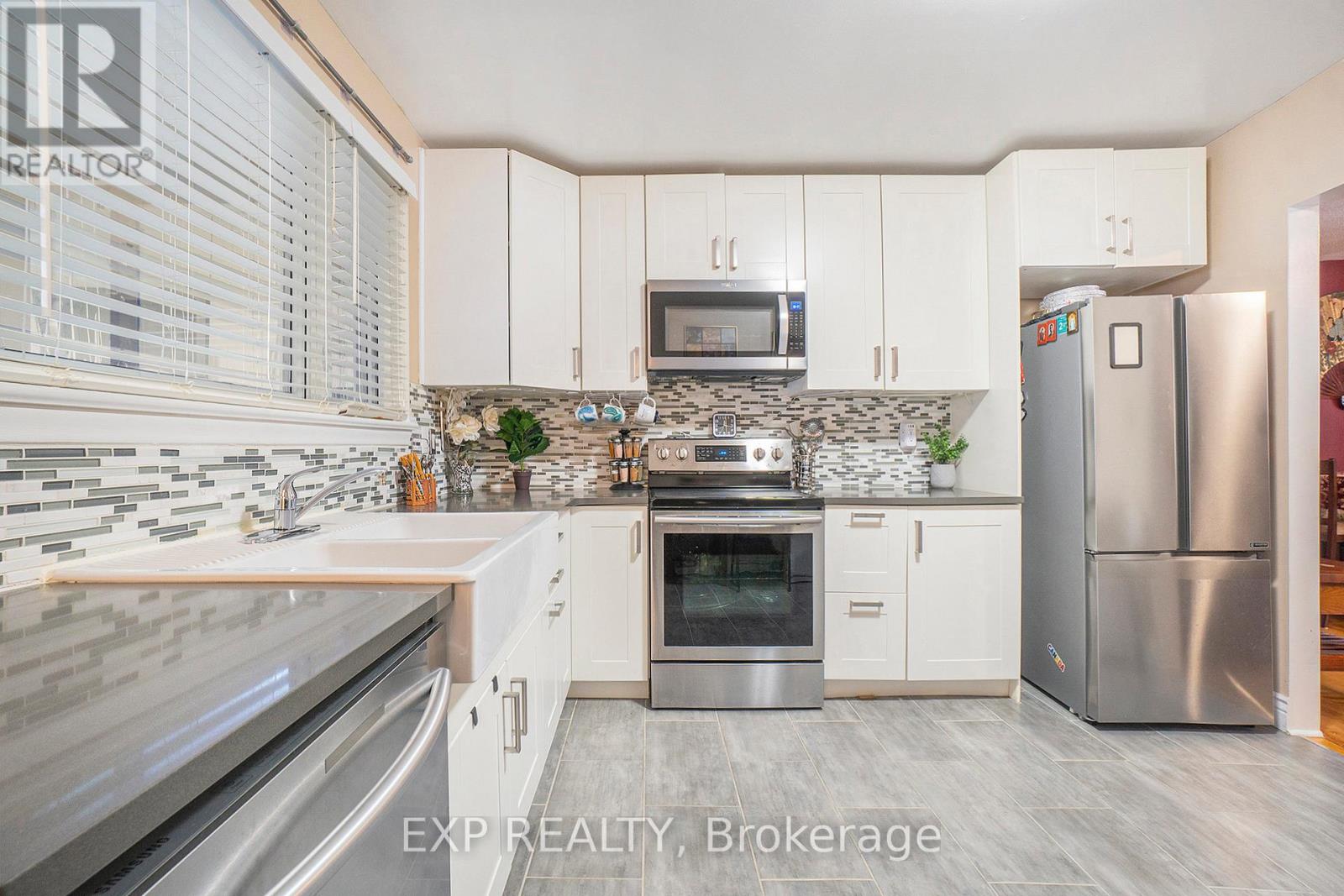 2024 Othello Avenue, Ottawa, Ontario  K1G 2A6 - Photo 10 - X13832520