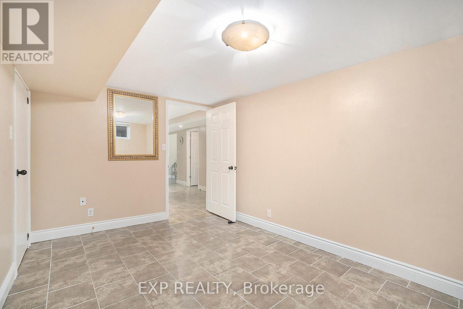 2024 Othello Avenue, Ottawa, Ontario  K1G 2A6 - Photo 20 - X13832520