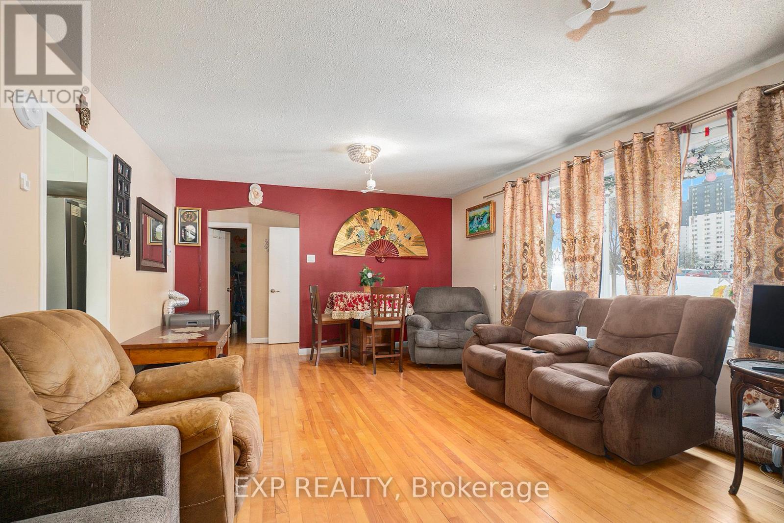 2024 Othello Avenue, Ottawa, Ontario  K1G 2A6 - Photo 7 - X13832520