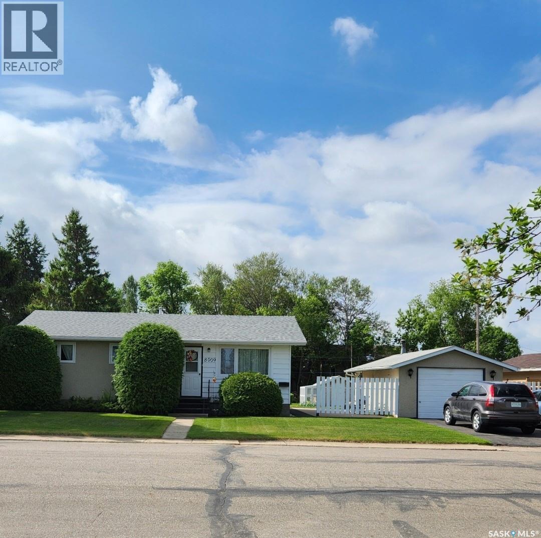 8009 6th STREET, Rosthern, Saskatchewan