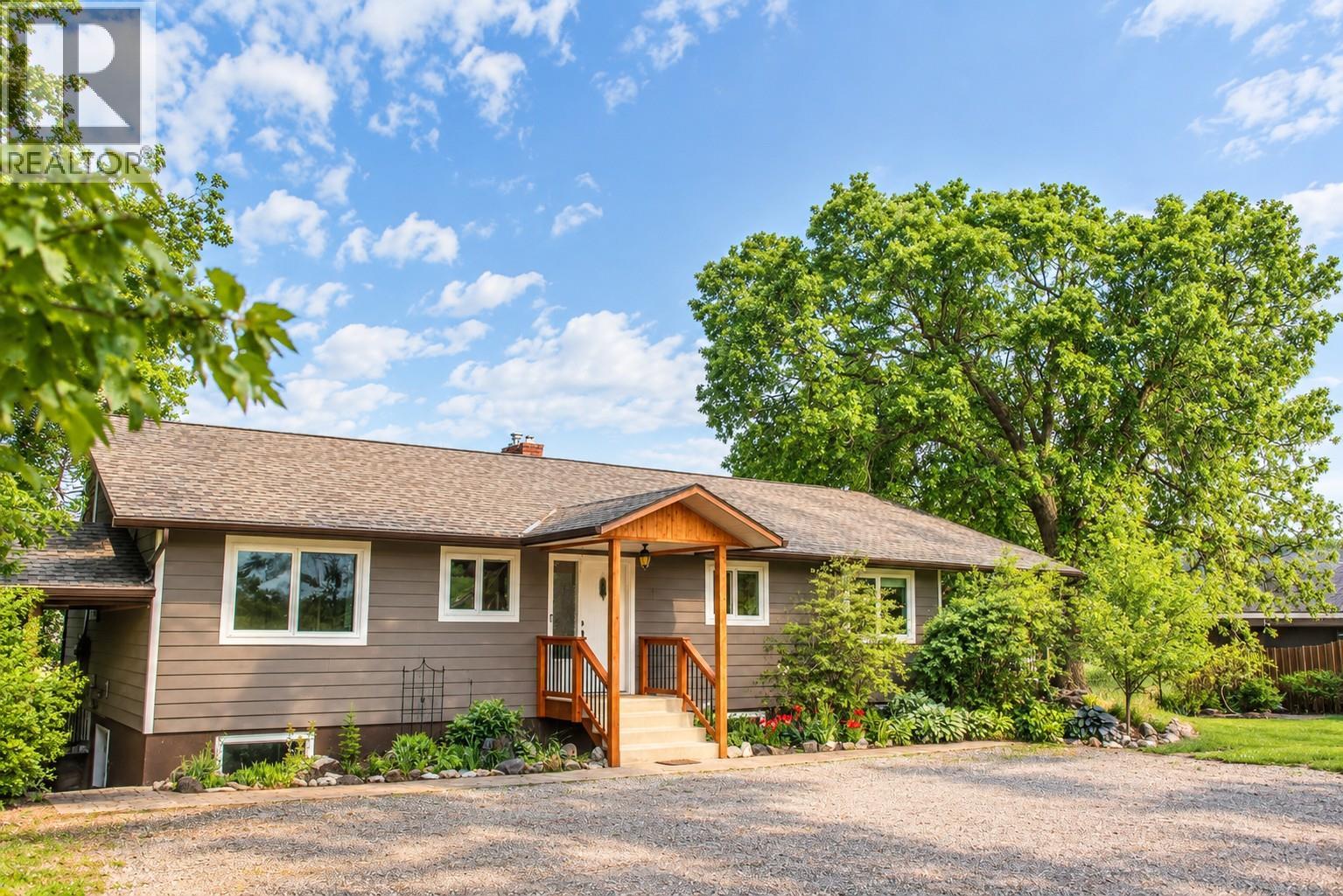 4355 Walbridge Road, Spallumcheen, British Columbia