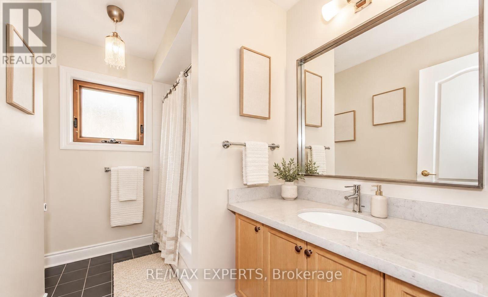 94 Royview Crescent, Vaughan, Ontario  L4H 2T6 - Photo 20 - N13832512