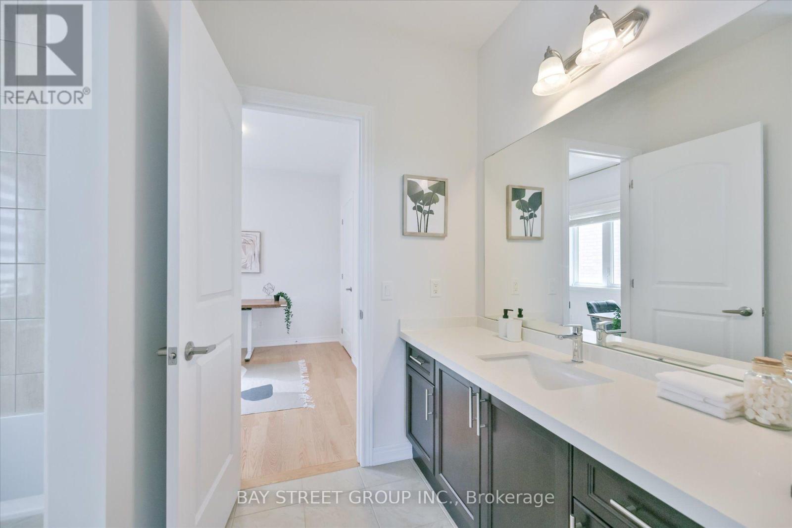 62 Roth Street, Aurora, Ontario  L4G 0W7 - Photo 32 - N13832518