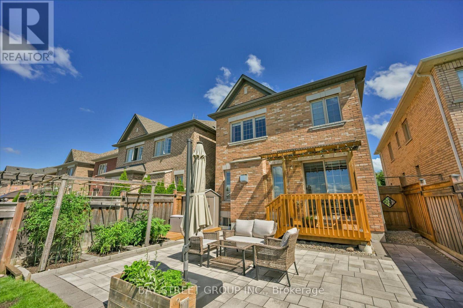 62 Roth Street, Aurora, Ontario  L4G 0W7 - Photo 45 - N13832518