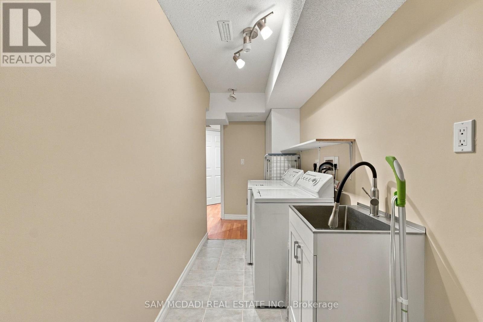 2148 Nightstar Drive, Oakville, Ontario  L6M 3R1 - Photo 26 - W13832514