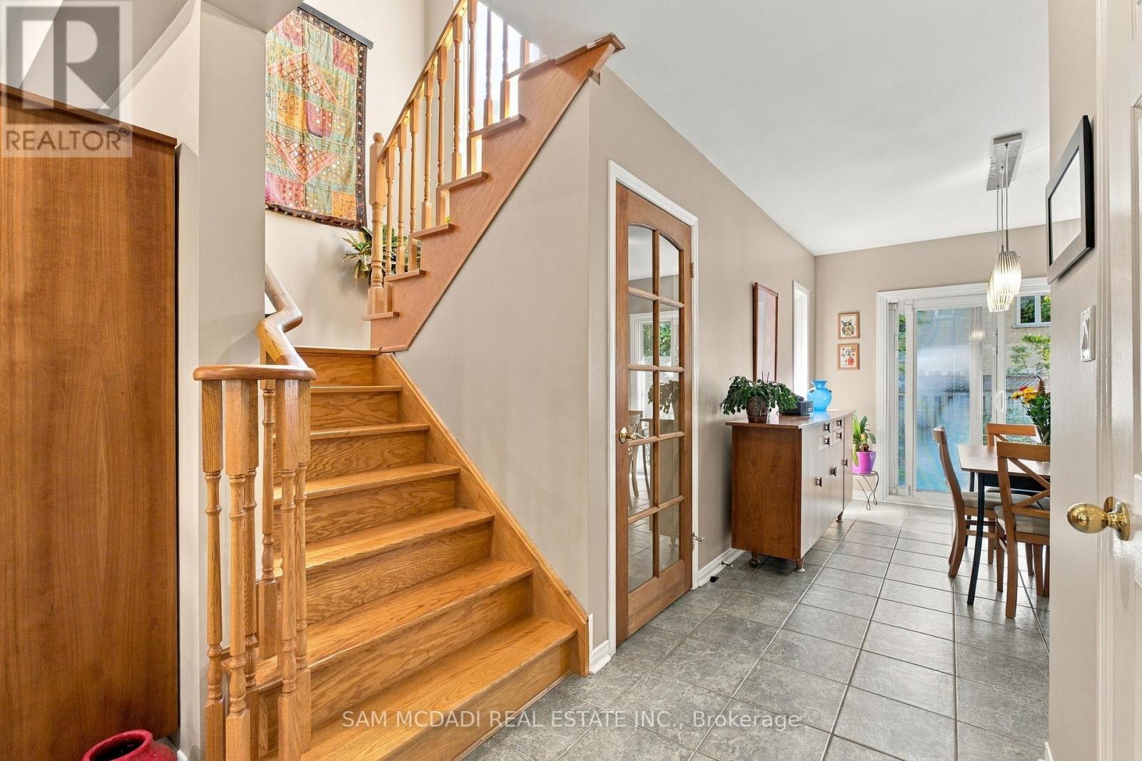 2148 Nightstar Drive, Oakville, Ontario  L6M 3R1 - Photo 5 - W13832514