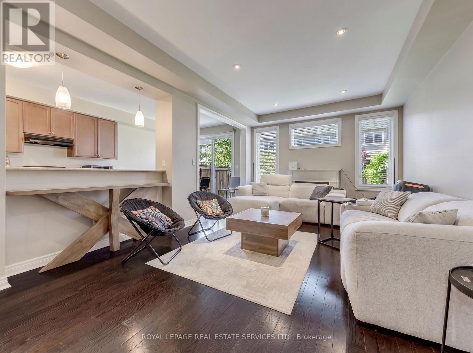 24 - 2019 Trawden Way, Oakville, Ontario  L6M 0M3 - Photo 7 - W13775918