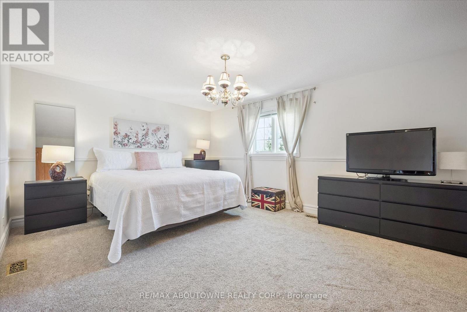 6 Fourseasons Drive, Hamilton, Ontario  L8E 5Y5 - Photo 26 - X13832394