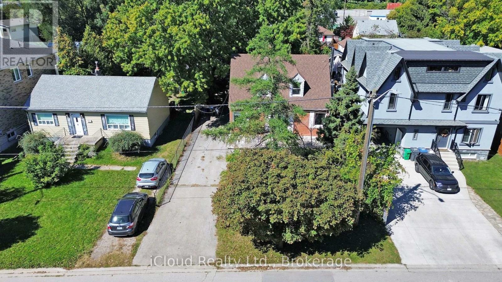 1321 ST. JAMES AVENUE, Mississauga, Ontario