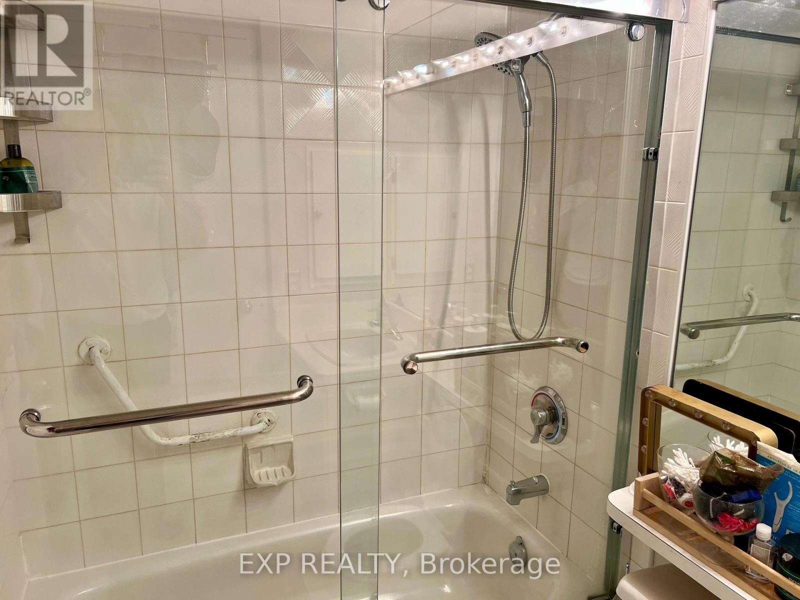 412 - 10 Laurelcrest Street, Brampton, Ontario  L6S 5Y3 - Photo 30 - W13832546