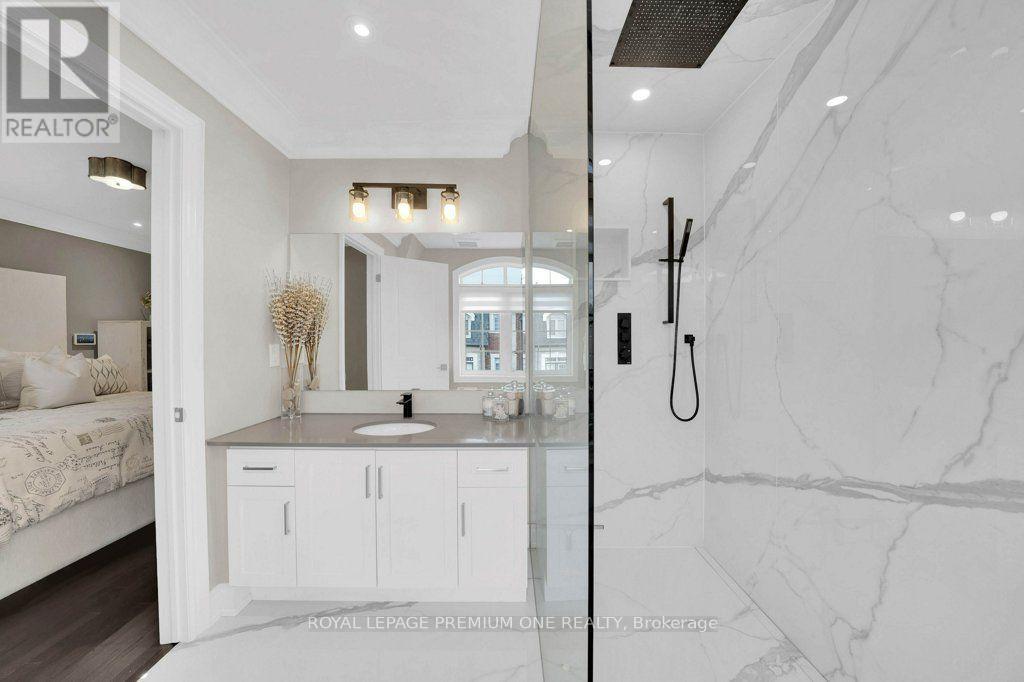 86 Glazebrook Drive, Vaughan, Ontario  L4L 0H9 - Photo 25 - N13831806