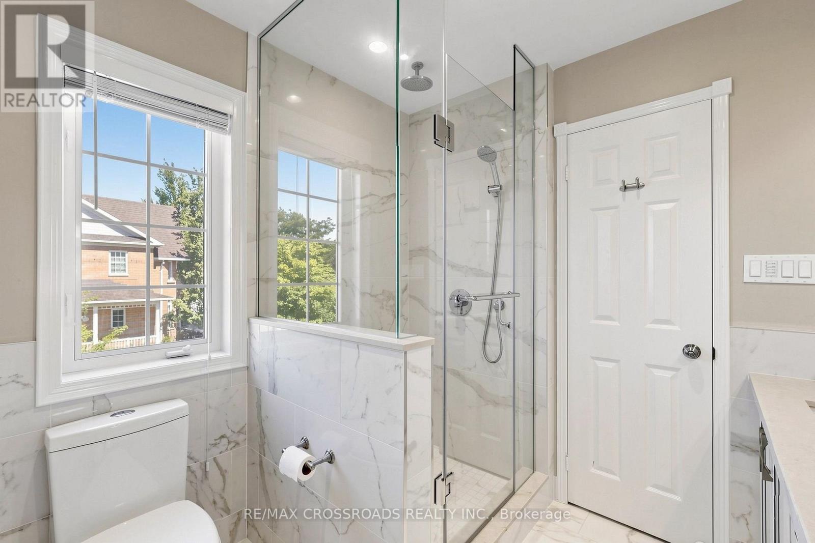 37 Queen's Plate Drive, Markham, Ontario  L6C 2A9 - Photo 27 - N13827954