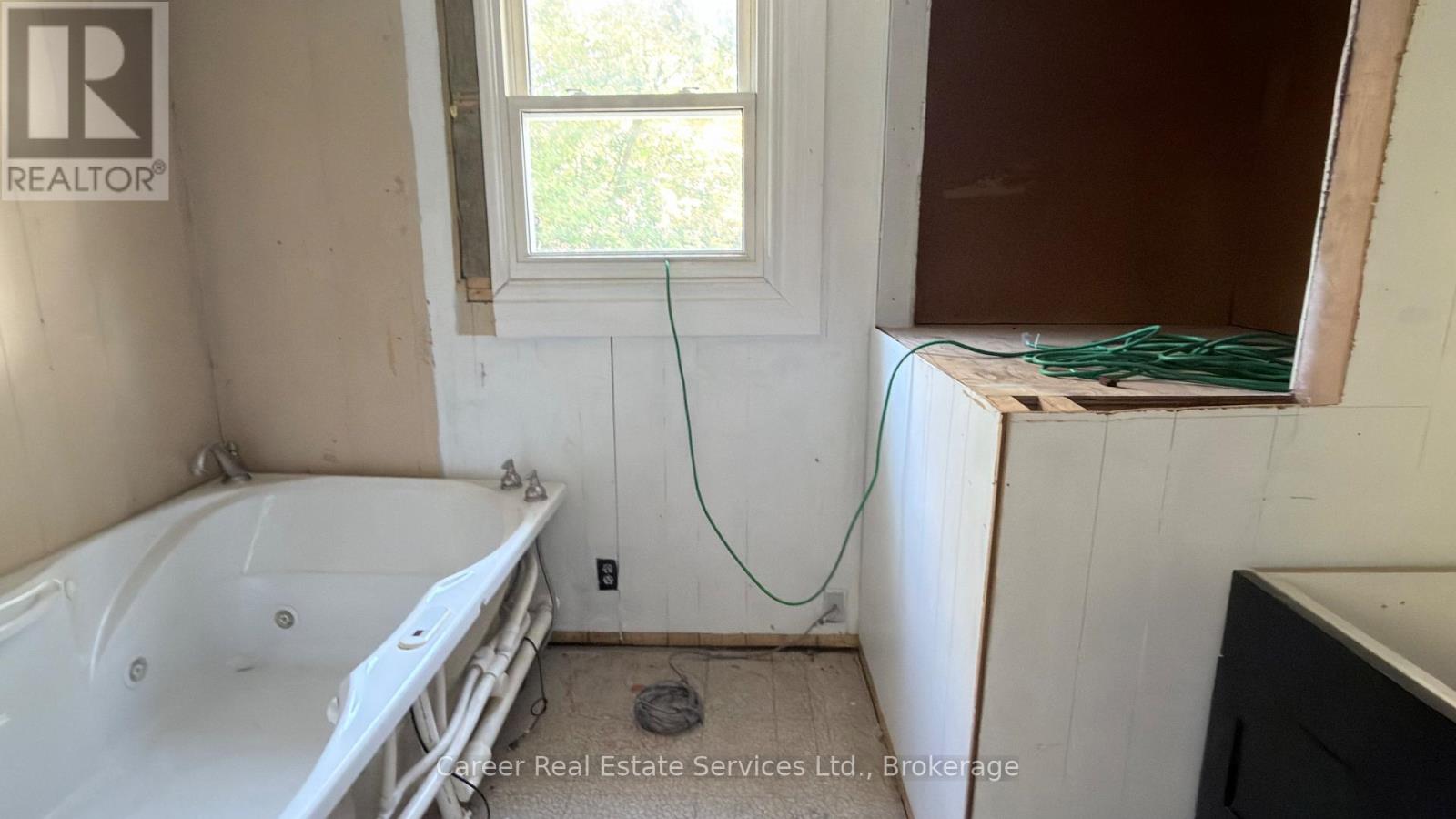 2138 Highway No 2 Road, Clarington, Ontario  L1C 3K7 - Photo 16 - E13832566