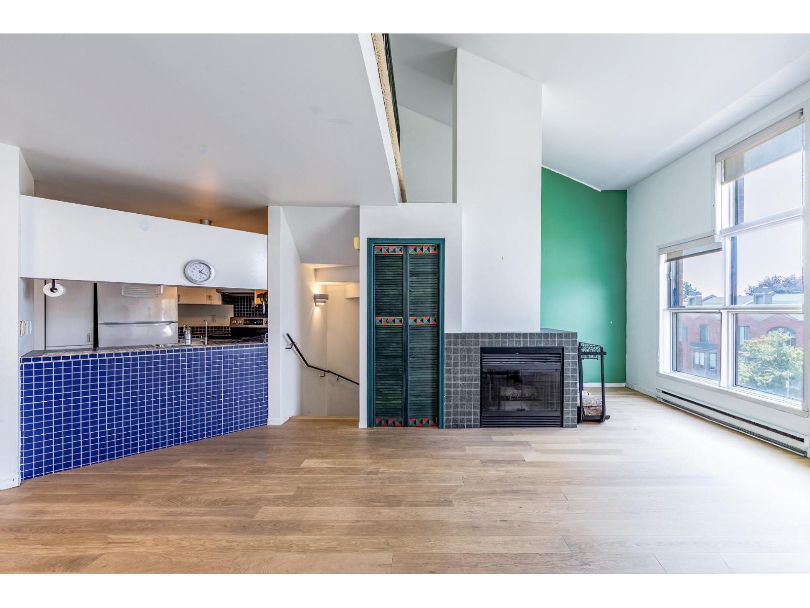 694 36e Avenue Montréal (Lachine) Quebec Canada H8T3N9 5