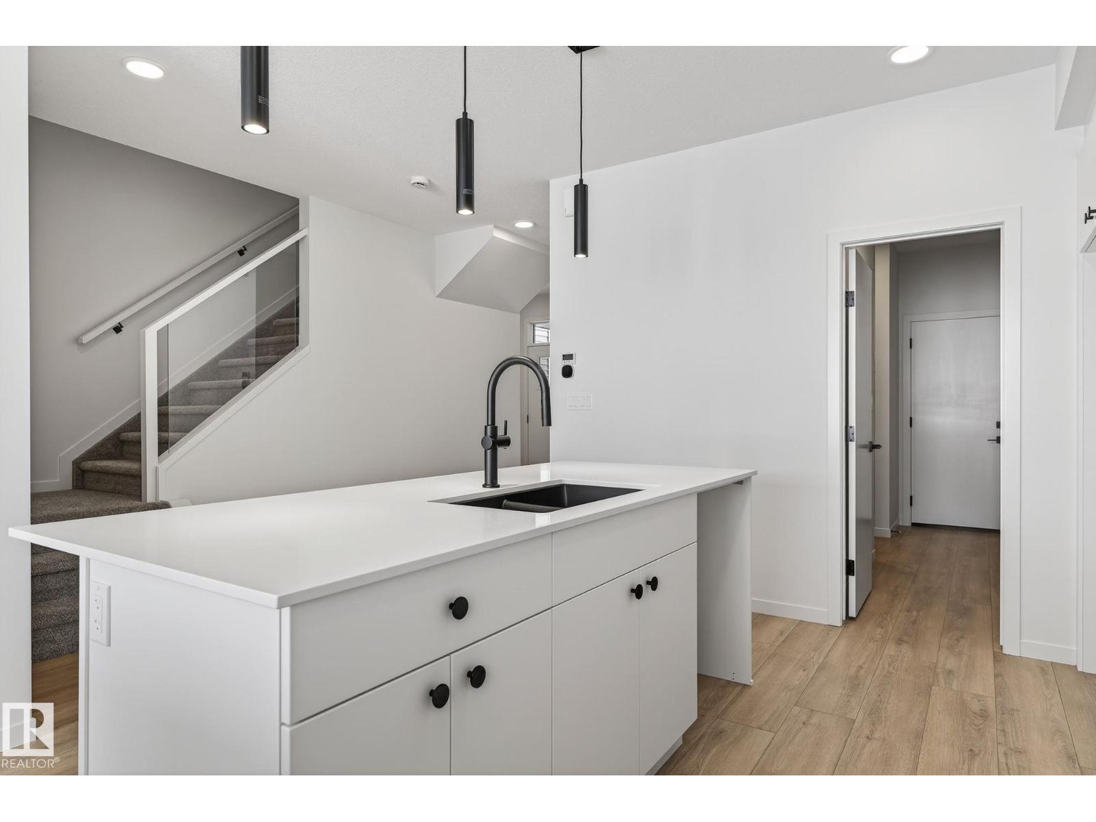 8108 230 Street Nw, Edmonton, Alberta  T5T 7Y1 - Photo 10 - E4492528