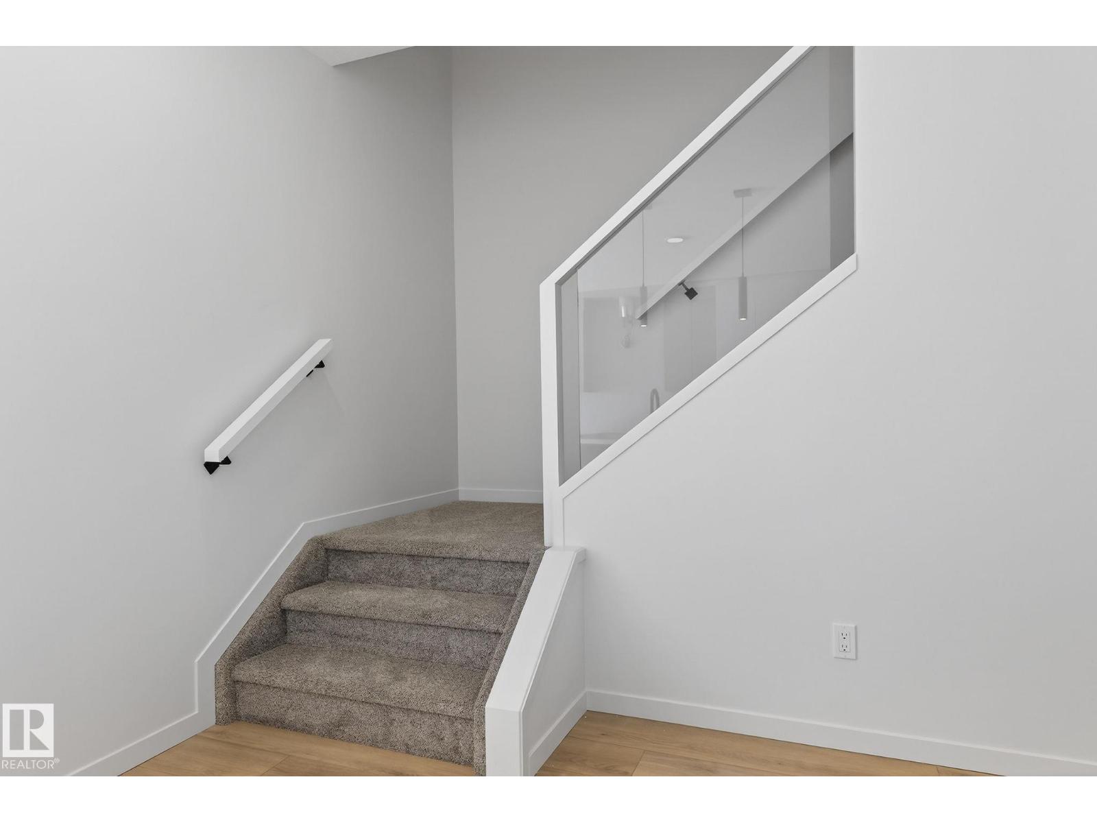 8108 230 Street Nw, Edmonton, Alberta  T5T 7Y1 - Photo 25 - E4492528
