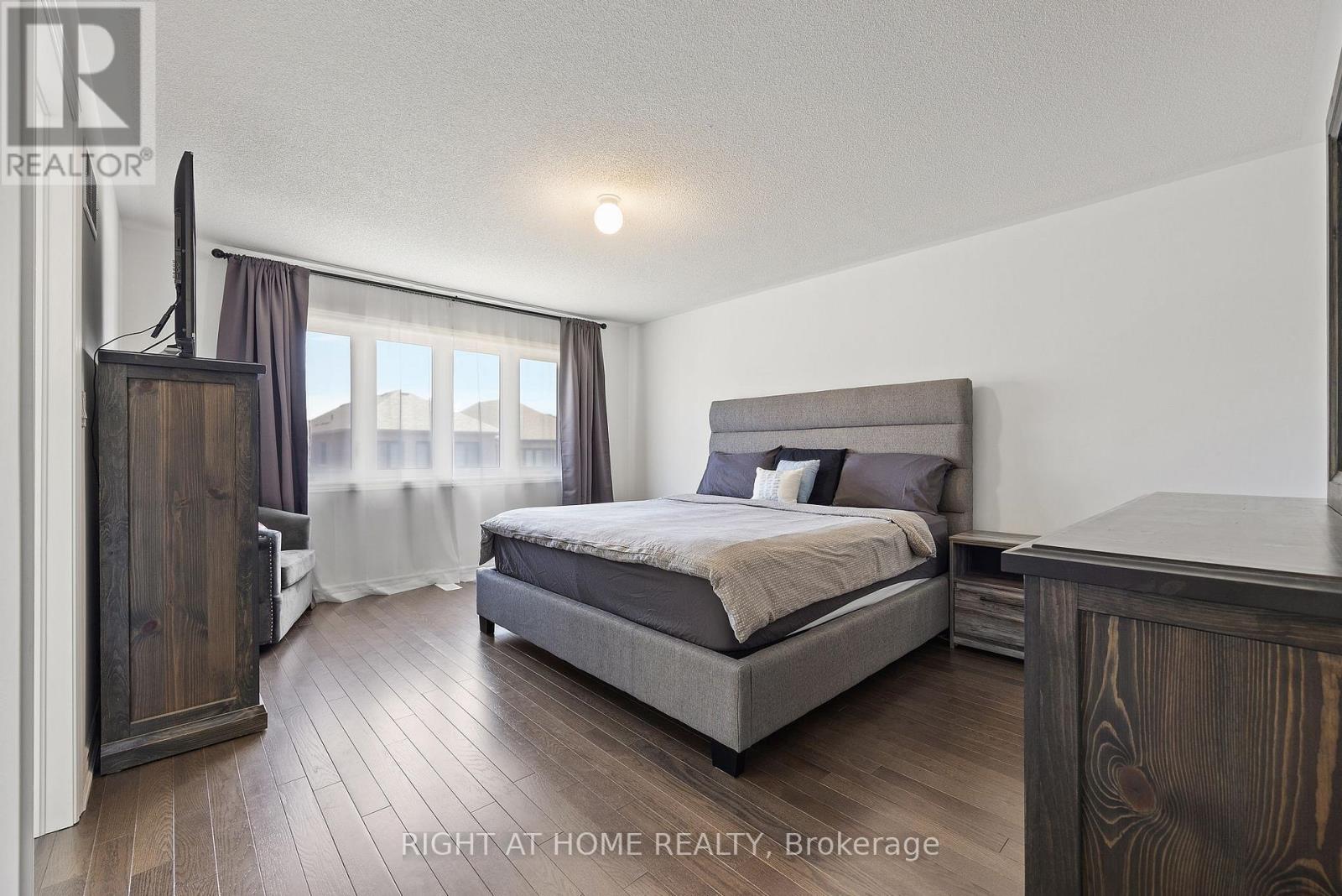 51 Peter Hogg Court, Whitby, Ontario  L1P 0N2 - Photo 18 - E13832568