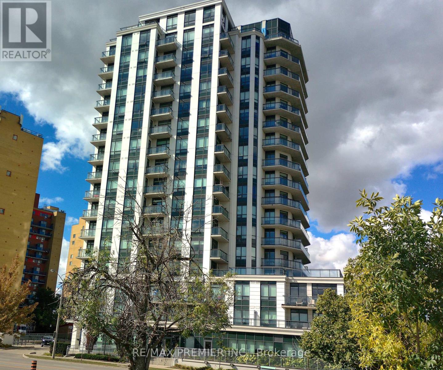 404 - 840 Queens Plate Drive, Toronto, Ontario  M9W 0E7 - Photo 2 - W13832574