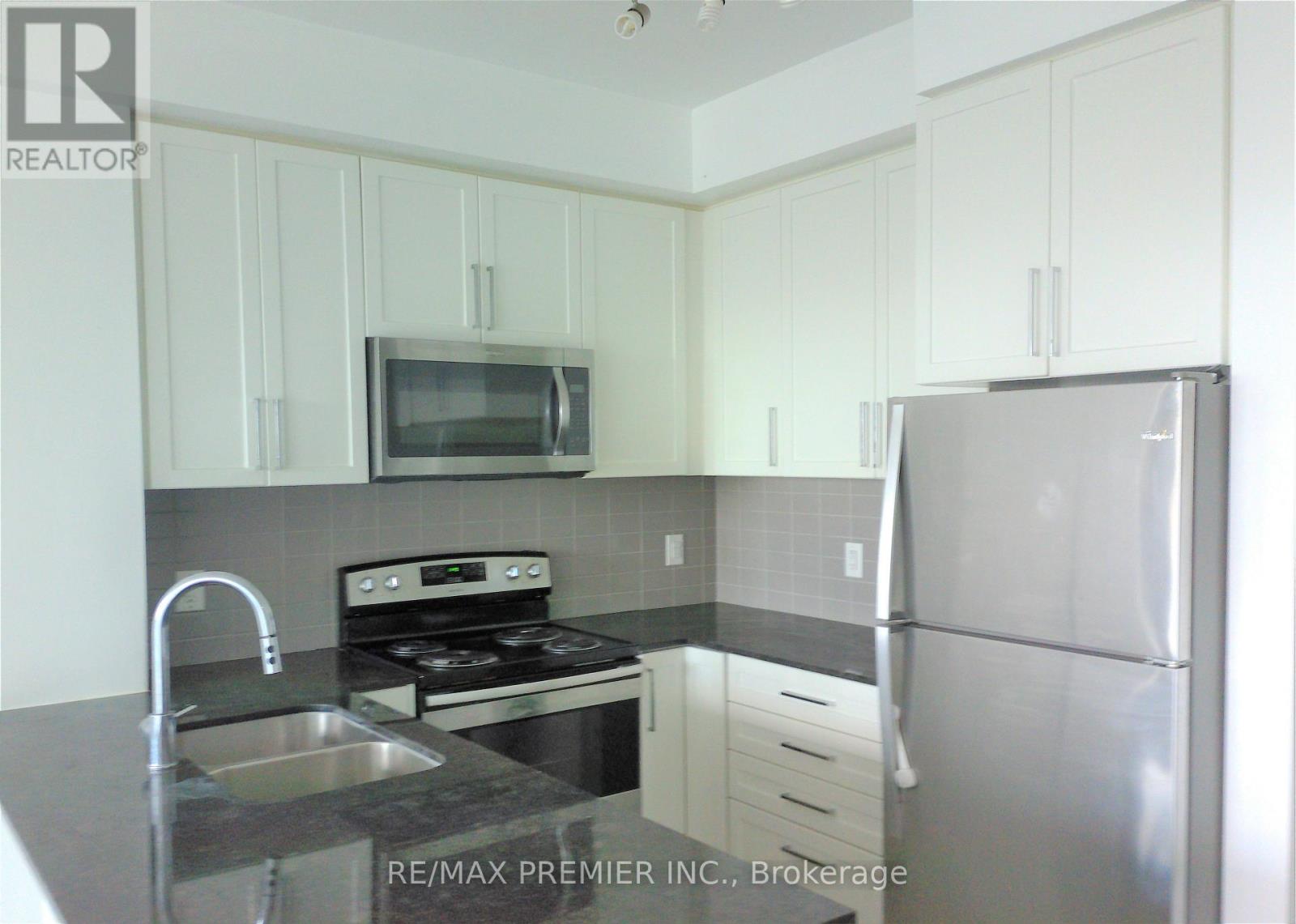 404 - 840 Queens Plate Drive, Toronto, Ontario  M9W 0E7 - Photo 4 - W13832574