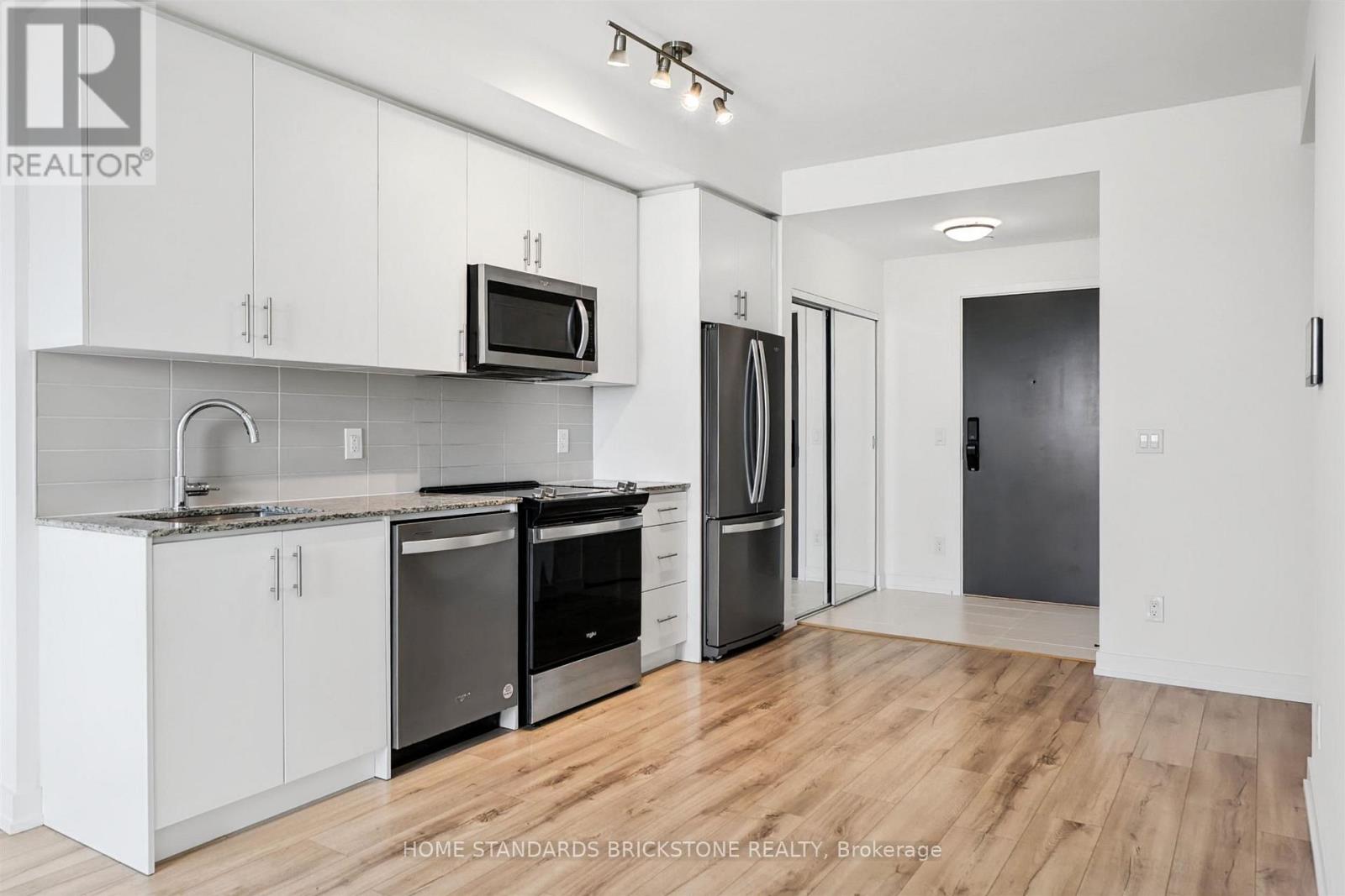 712 - 335 Wheat Boom Drive, Oakville, Ontario  L6H 7Y1 - Photo 13 - W13832580