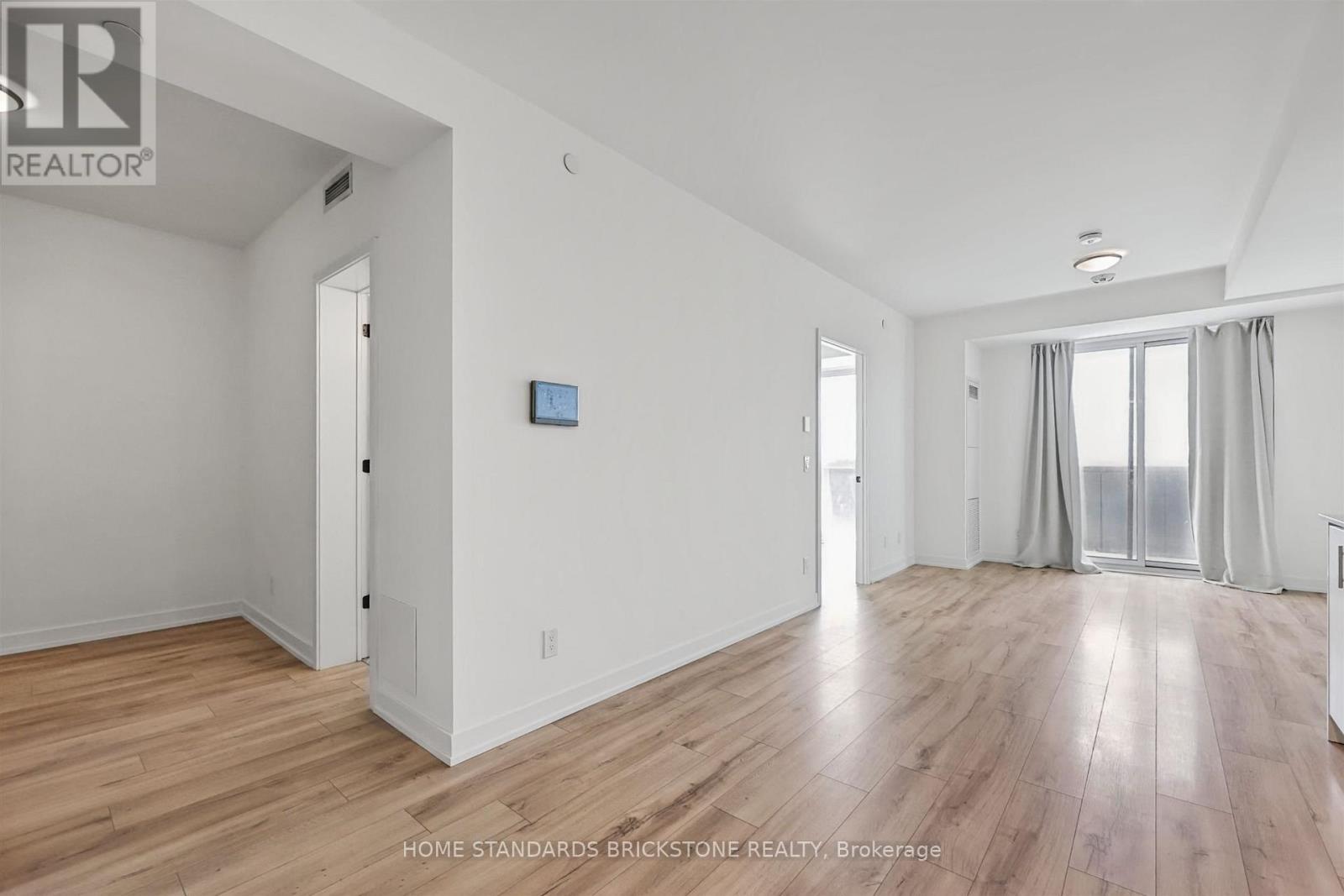 712 - 335 Wheat Boom Drive, Oakville, Ontario  L6H 7Y1 - Photo 9 - W13832580