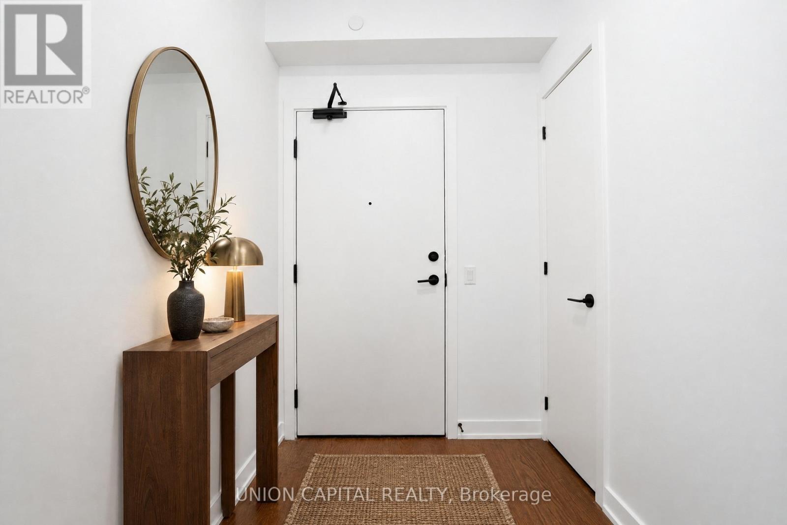 1802 - 91 Montclair Avenue, Toronto, Ontario  M5P 0B1 - Photo 4 - C13832452