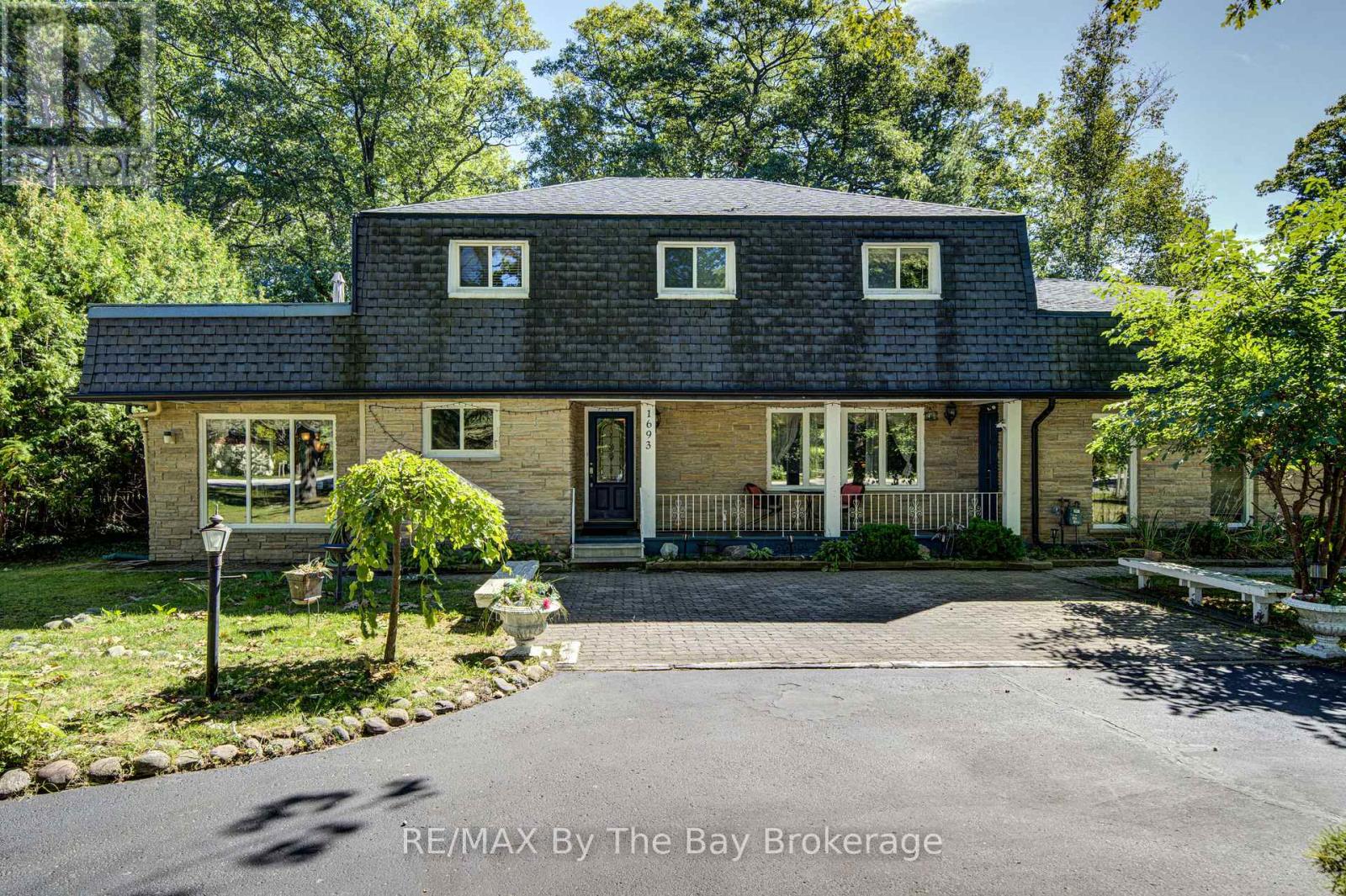1693 RIVER ROAD W, Wasaga Beach, Ontario