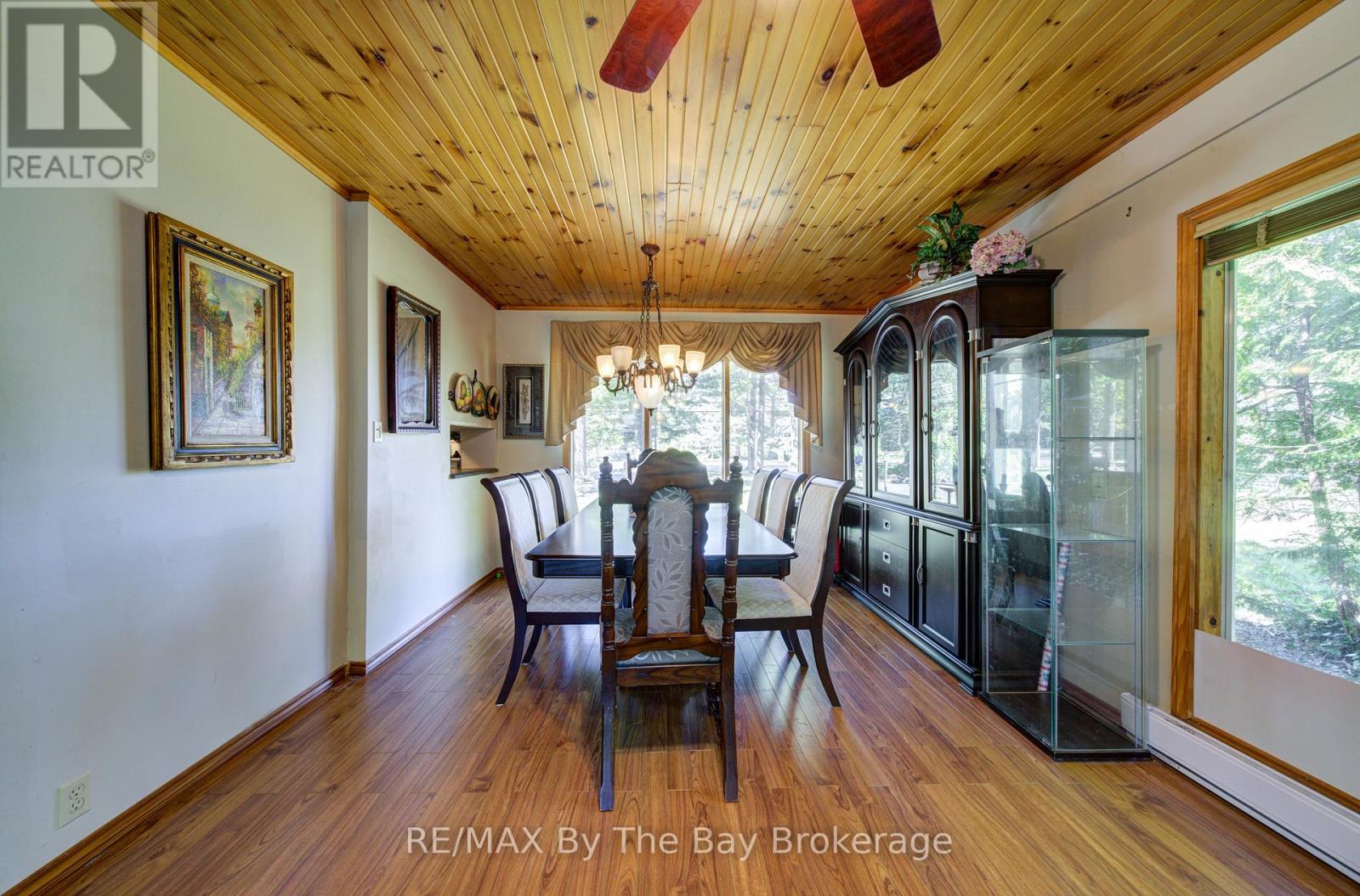 1693 River Road W, Wasaga Beach, Ontario  L9Z 2S2 - Photo 14 - S13832594