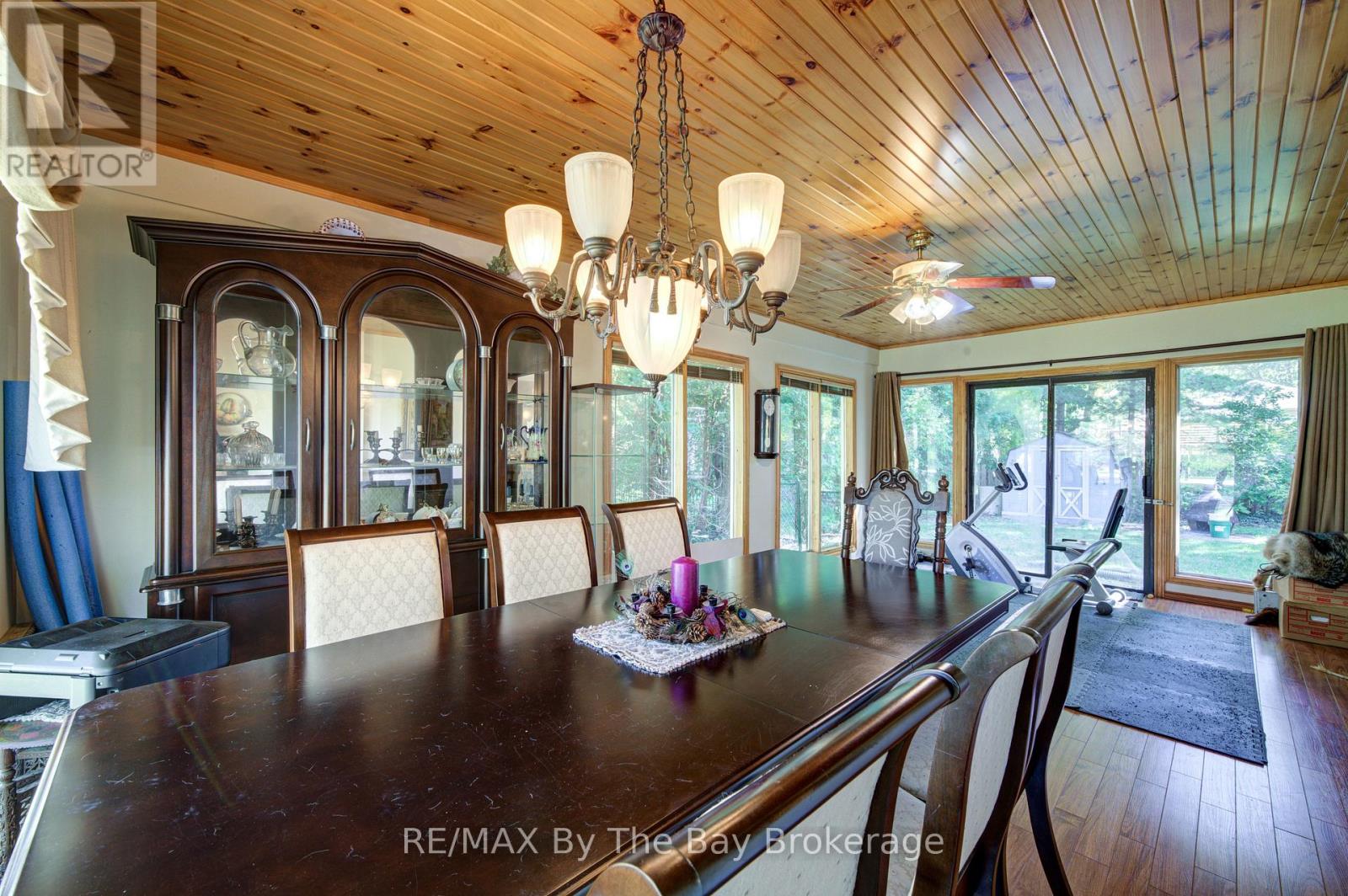 1693 River Road W, Wasaga Beach, Ontario  L9Z 2S2 - Photo 16 - S13832594