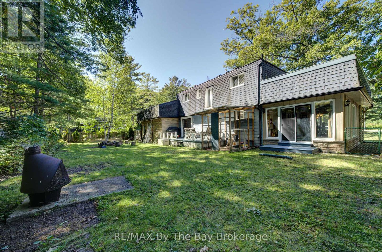 1693 River Road W, Wasaga Beach, Ontario  L9Z 2S2 - Photo 39 - S13832594