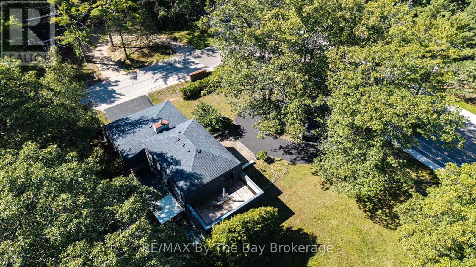 1693 River Road W, Wasaga Beach, Ontario  L9Z 2S2 - Photo 46 - S13832594