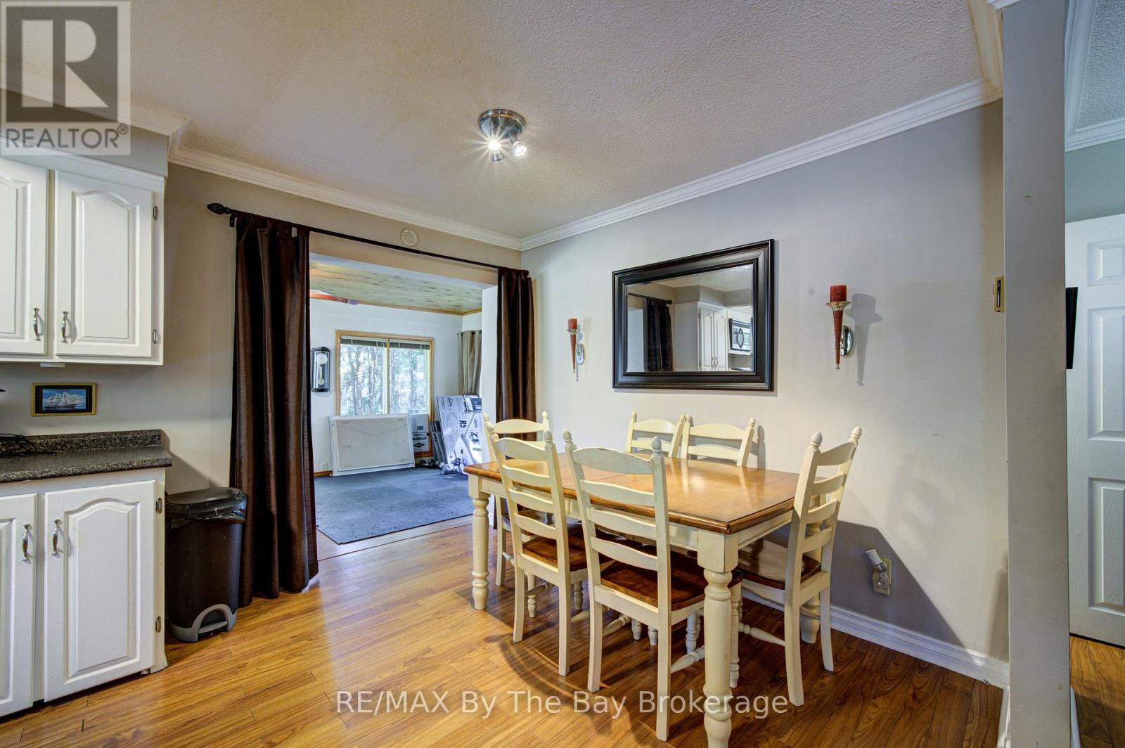 1693 River Road W, Wasaga Beach, Ontario  L9Z 2S2 - Photo 7 - S13832594