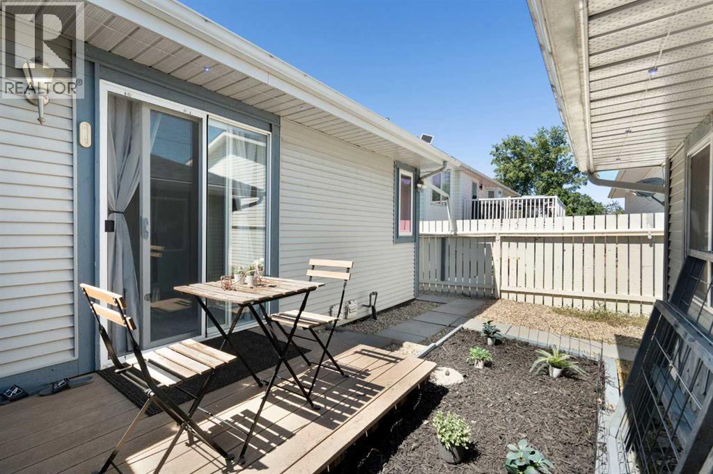 412 9 Street, Beiseker, Alberta  T0M 0G0 - Photo 44 - A2326703