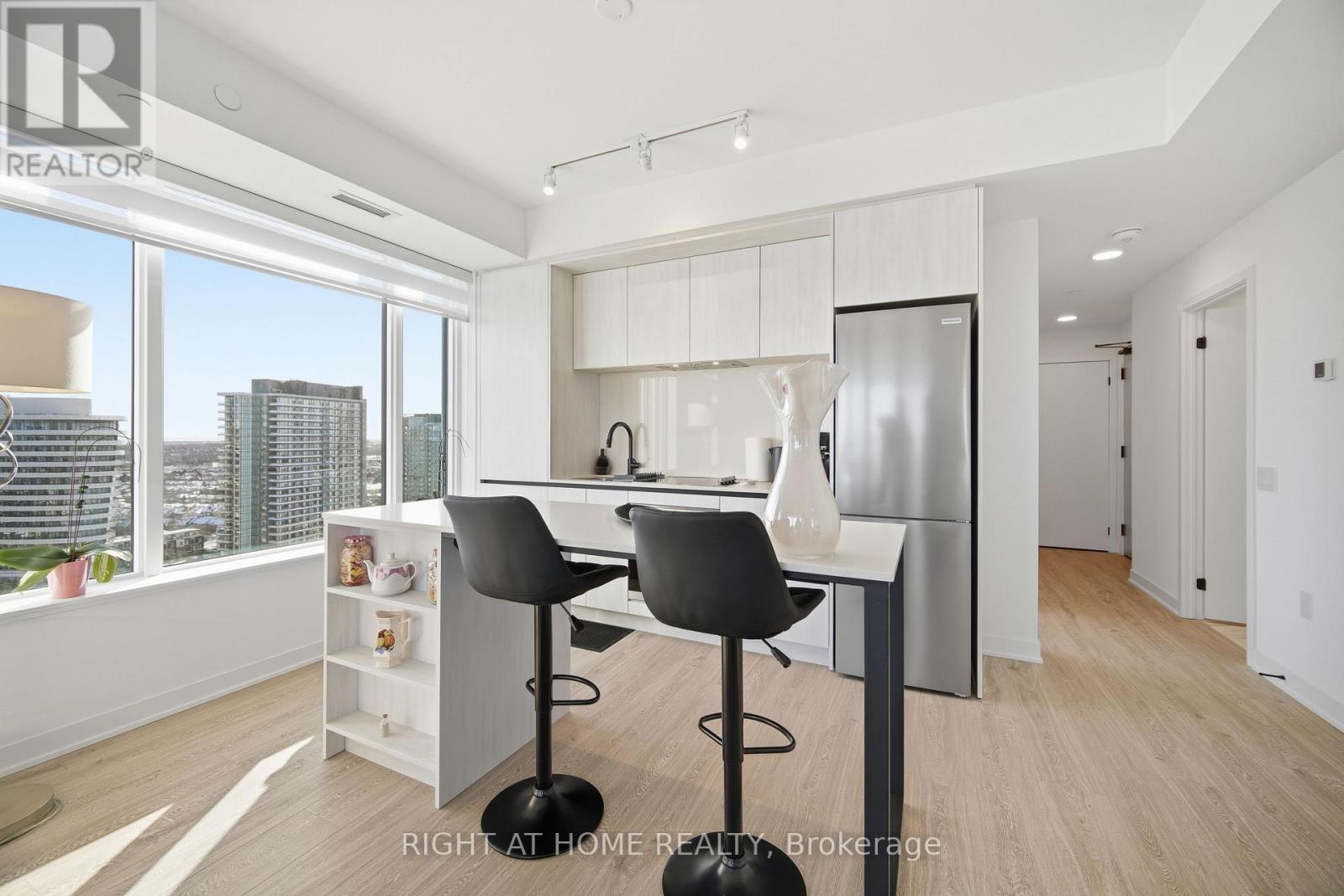 2203 - 2495 Eglinton Avenue W, Mississauga, Ontario  L5M 2T2 - Photo 13 - W13832586